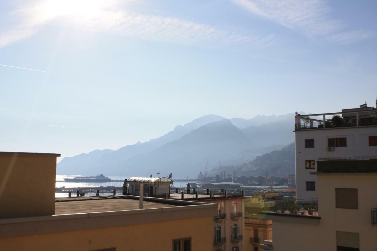 Marchesa Lulu Hotel Salerno Exterior foto
